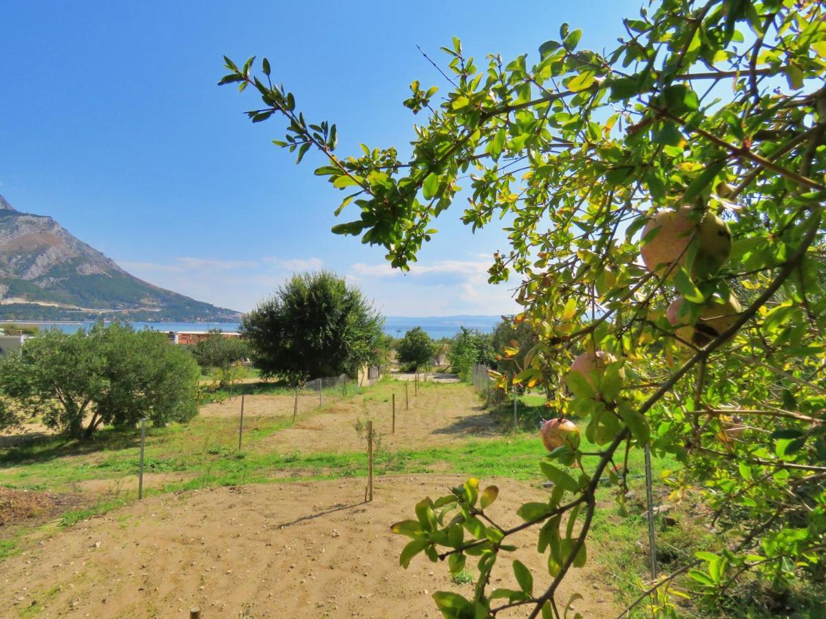 Seaside Apartment Omiš Esterno foto