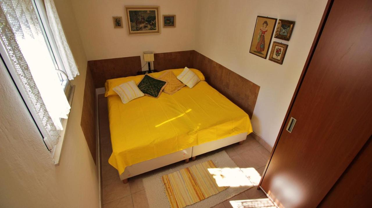 Seaside Apartment Omiš Esterno foto