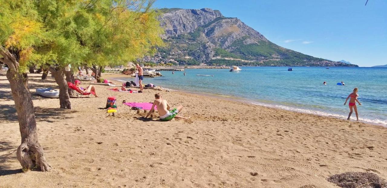Seaside Apartment Omiš Esterno foto